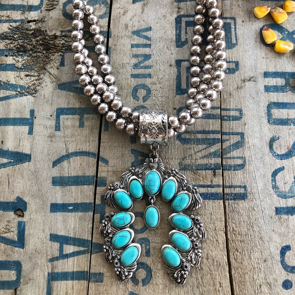 Turquoise squash blossom short necklace
